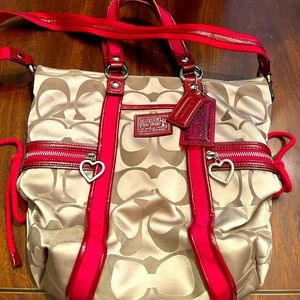 Coach purse from Poppy line